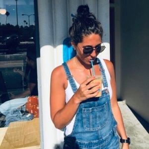 Meet your Posher, Dana